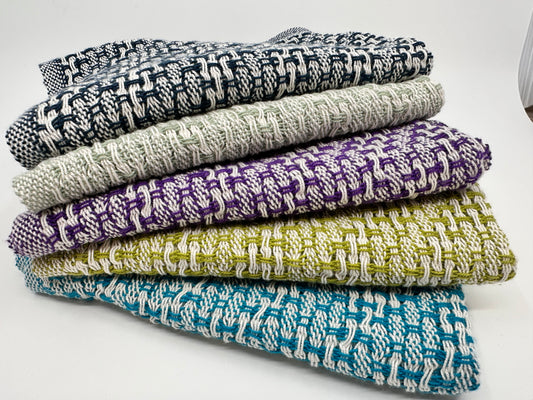 Fluffy Diagonal Lace Towels
