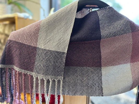 Pressley Pop - Let Elvis Rock your Rigid Heddle!i