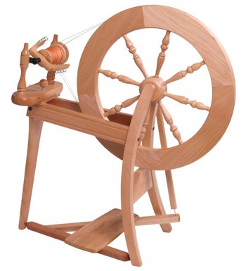 Ashford Traditional Spinning Wheel - Double Drive