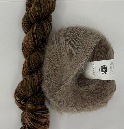 Sleeveheart Shawl Knitting Kit