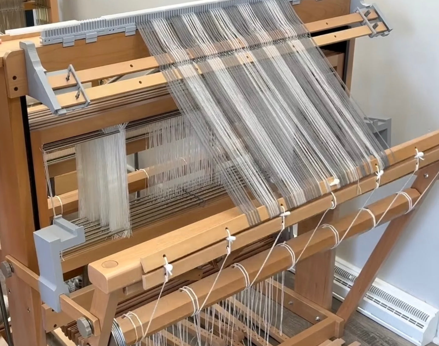 Helping Hands and Raddle for the Ashford Jack
