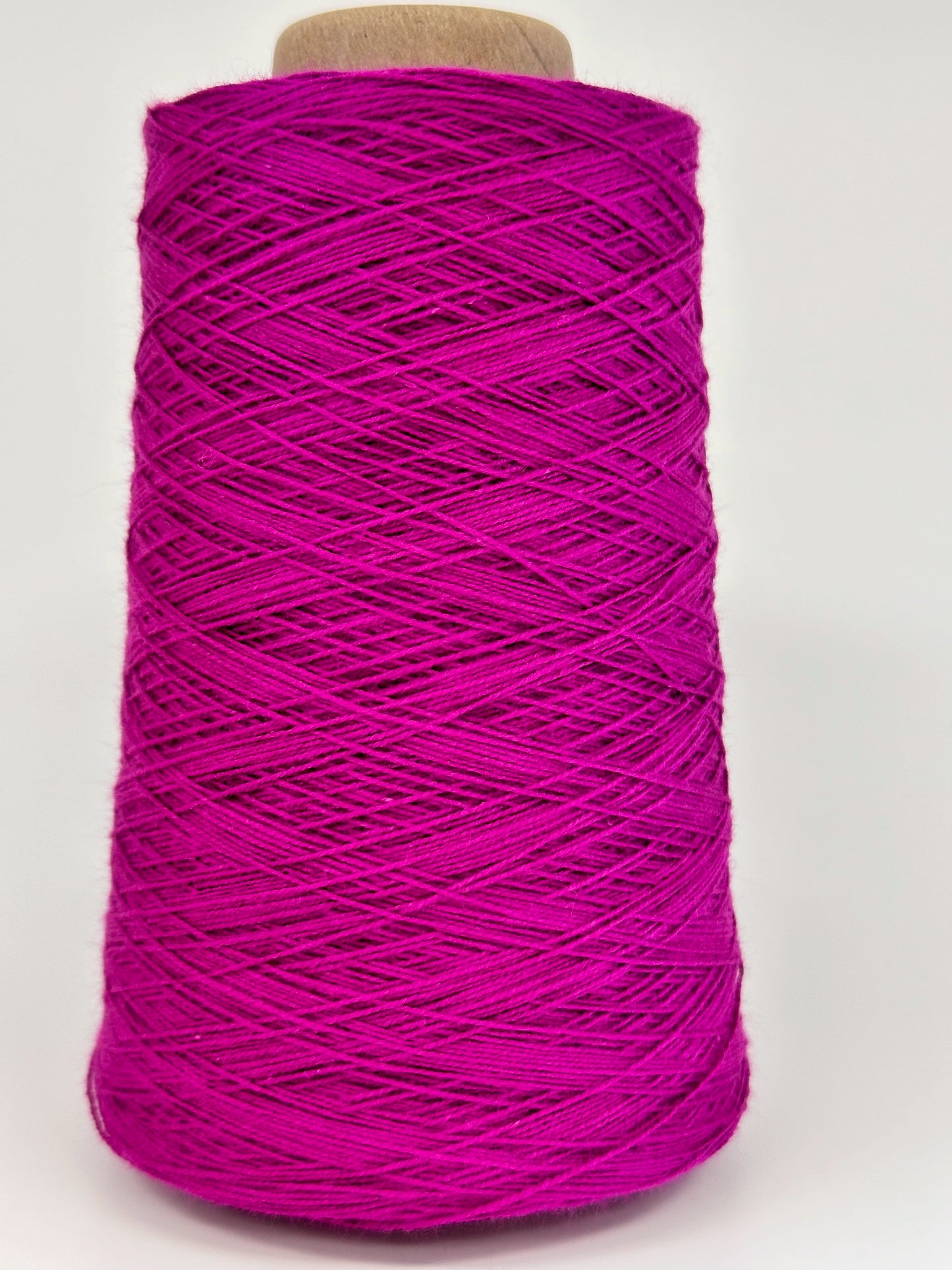 LoftyCotton - 8/2 - Magenta