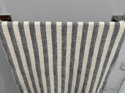 Pillow Soft Chevron Towels